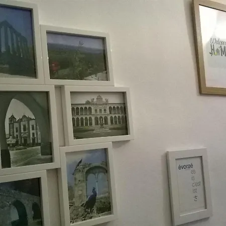 The Aqueduct Guesthouse-3