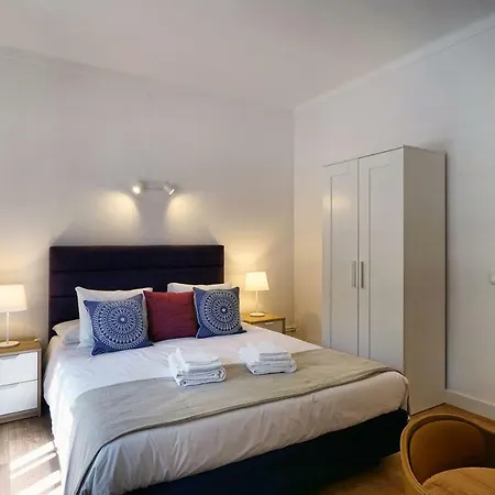 Comfy Sintra-2