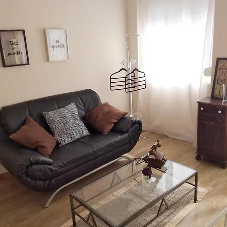 Made In You - Oporto Guesthouse-3