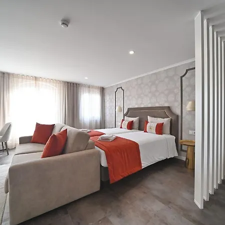 Famous Crows Lisbon Suites-2