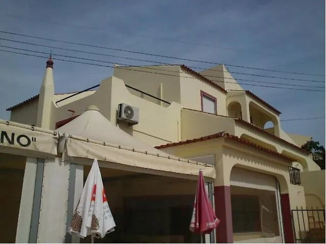Bed and Breakfast Casa Nuno Lagoa 