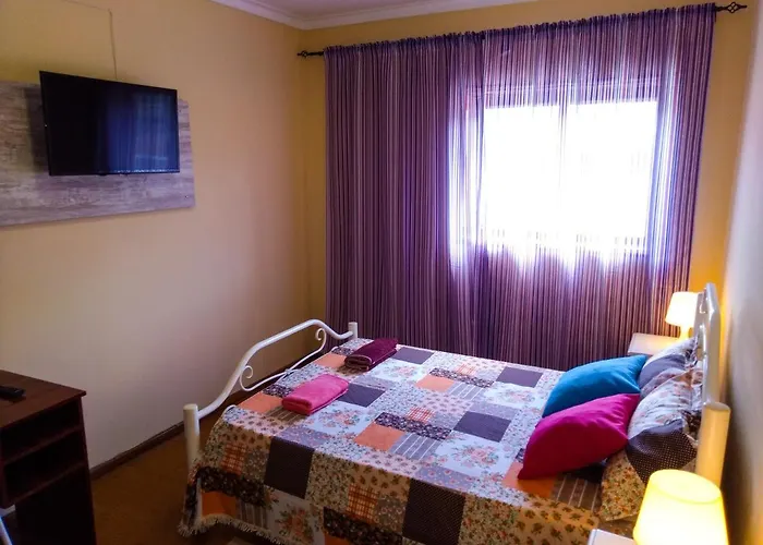 Friends In Braga - Charming Bedrooms In The Historic Center