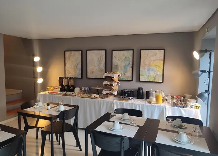 Down2Town B&B Porto
