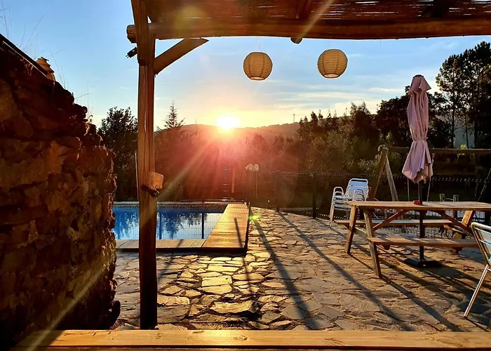 Quinta Do Castanheiro Acomodação com café da manhã Castanheira de Pera