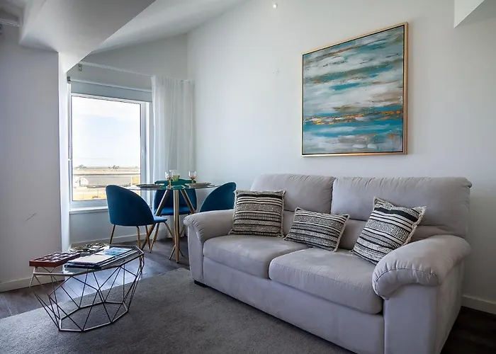 Urbana Homes By Home Sweet Home Aveiro