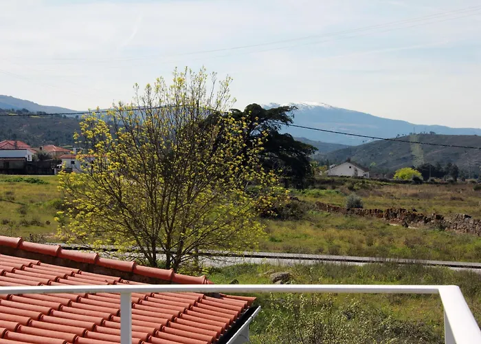 Quartos Em Vivenda Serra Da Estrela Celorico Da Beira