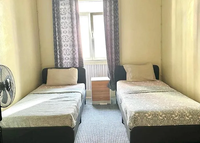 Sri-Indo Guest House Lisboa