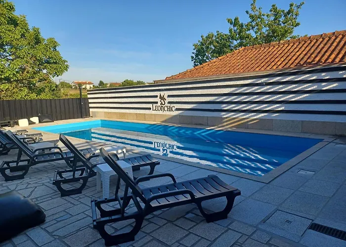 Leonchic - Guest House com Piscina de Água Salgada Barcelos