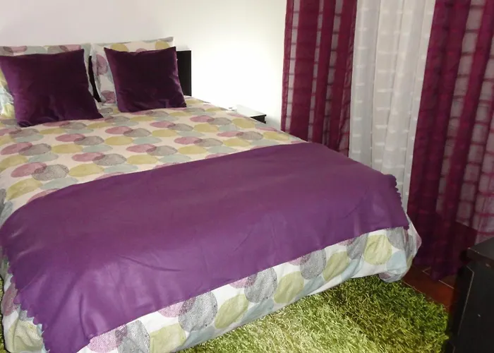 Santa Maria Do Mar Guest House Peniche Con una Pista de Golf
