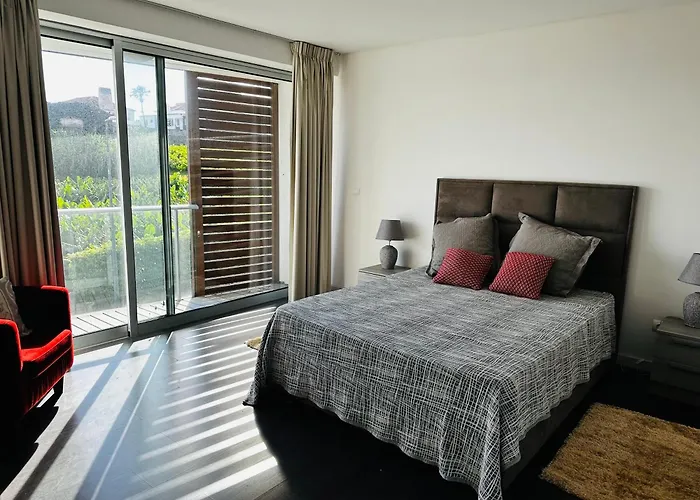 Vila Franca do Campo Hotels