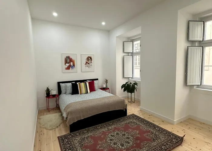 Modern Bedroom In Lisbona