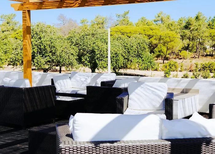 Mercedes Country House Faro