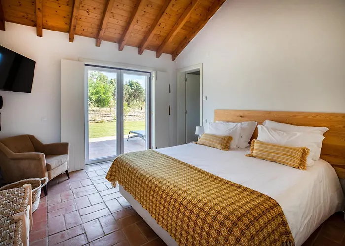 Hotels in Porto Covo