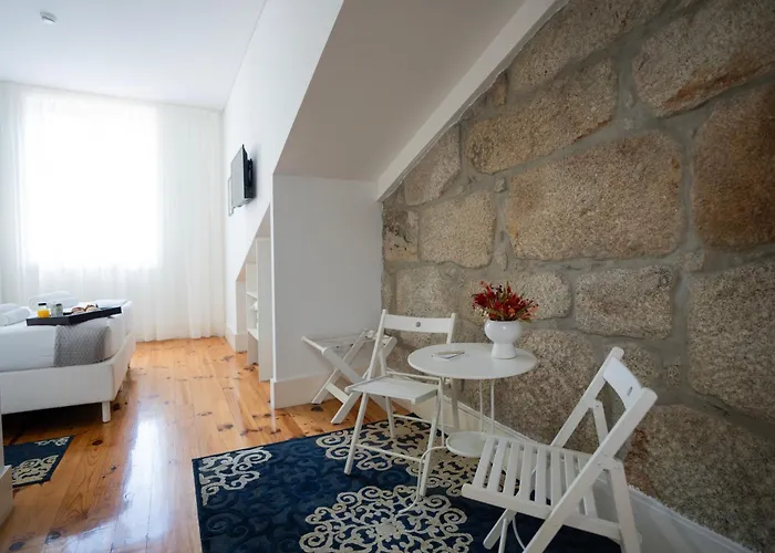 Turista Da Trindade Bed and Breakfast Porto