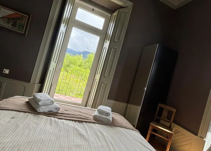 Casa Joya Acomodação com café da manhã Góis
