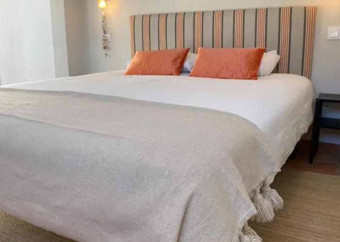 Casa Largo do Poço Guesthouse Alvor