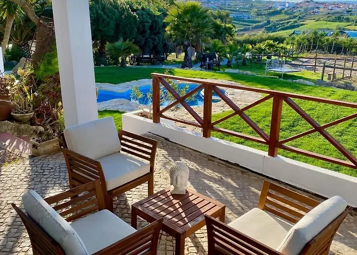 Da Silva Surfcamp 4 Bettzimmer Mit Fruehstueck Lourinhã