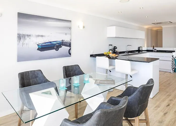 Stylish & Modern Carvoeiro Villa 2 Bedrooms Villa Benagil Stunning Views Lagoa 