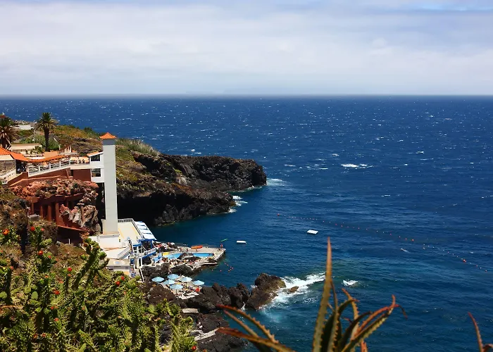 Canico Bay Apartments