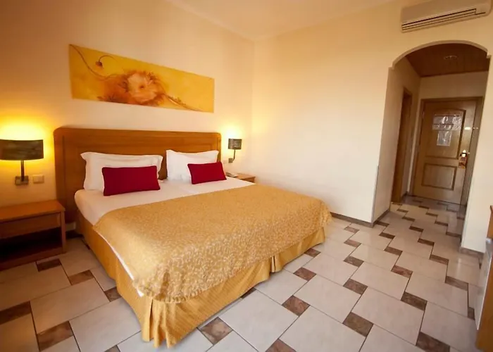 Hotels in Faro