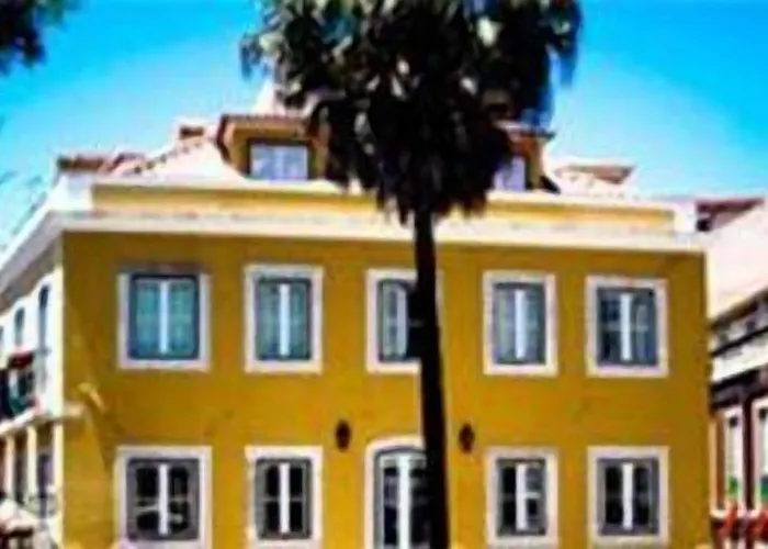 Oasis Backpackers' Hostel Lisbon Cowork & Coliving