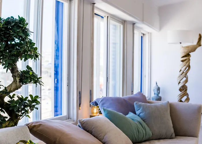 Sandhi House - Yoga & Wellness Ericeira