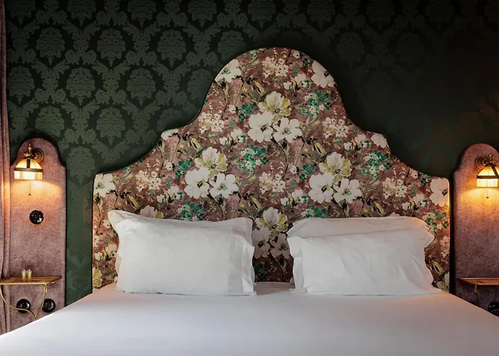 Pensao Amor Madam'S Lodge Lisbon