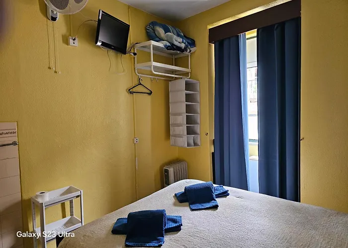 Hotel Pensao Residencial Flor Dos Cavaleiros Lisbona