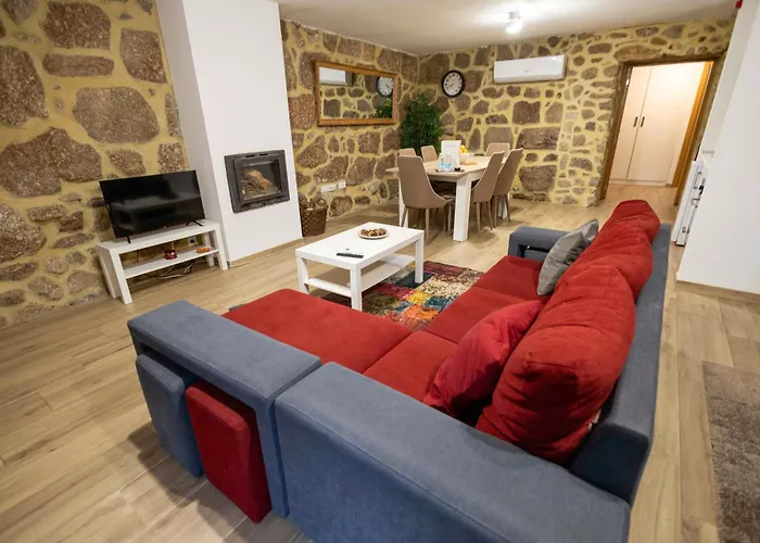 Alqueiturismo - Casas De Campo Guarda