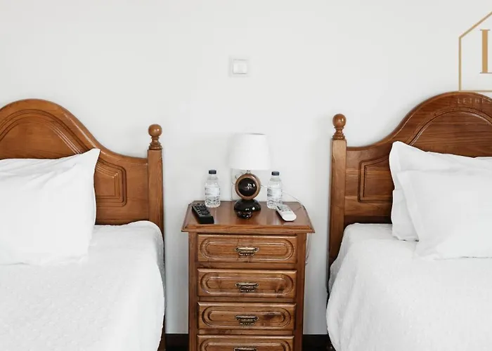 Anoitecer Itinerante Al - Vintage Bedrooms By Lethes Legacy Ponte de Lima