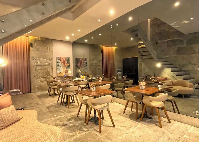 Hotels in Vila Nova de Gaia