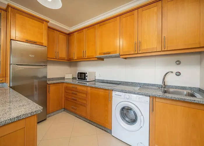 Apartamentos Vista Mar Armação de Pêra Con una Pista de Golf