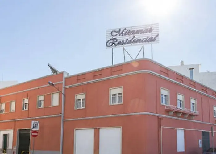 Hotel Residencial Miramar Quarteira