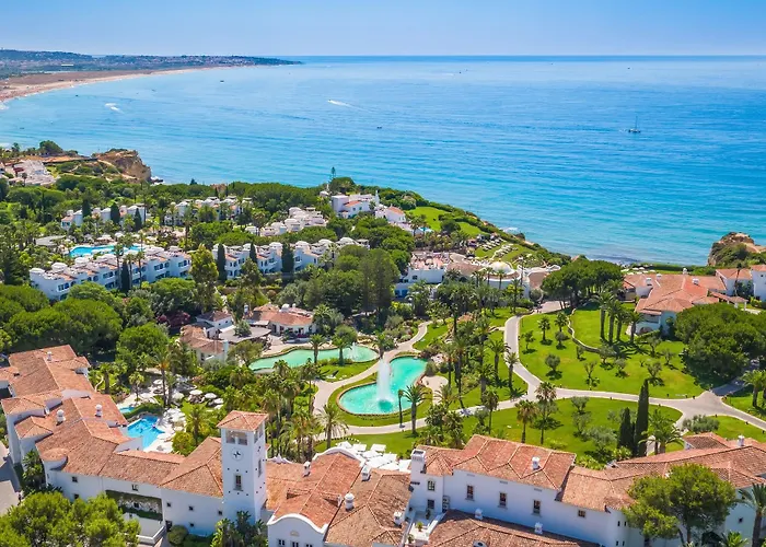 Hotéis de Armacao de Pera