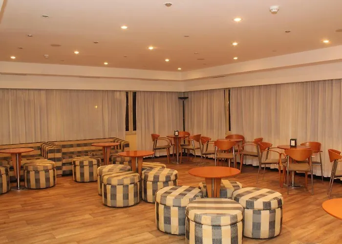 Hotel Nave Porto