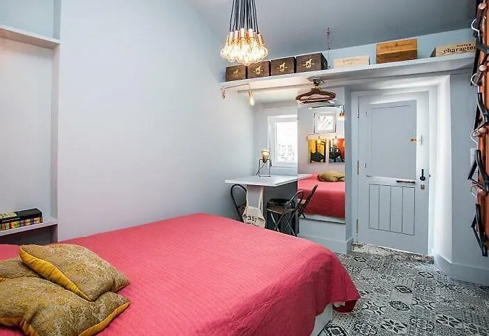 Unique Studio House | City Centre Lissabon