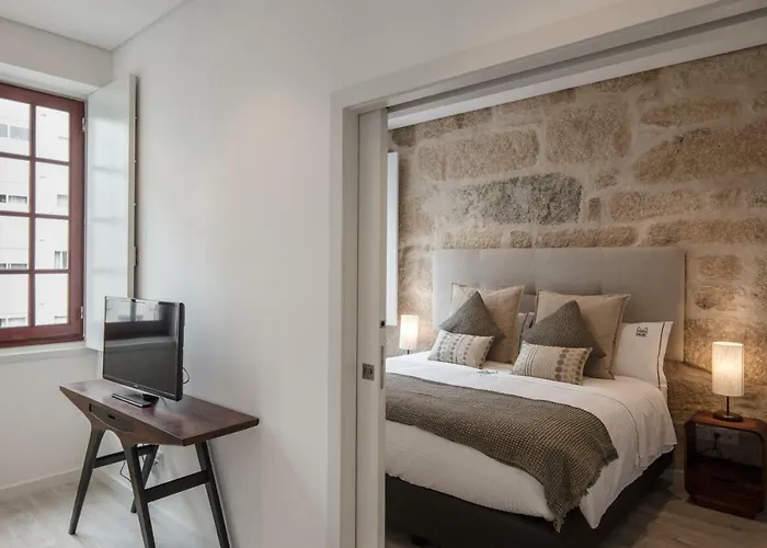 Porto Deluxe Suites