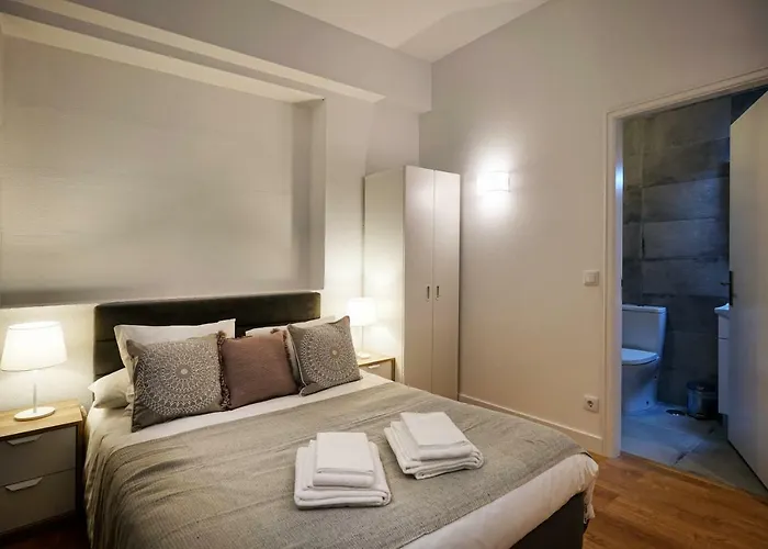 Comfy Sintra Bed and Breakfast